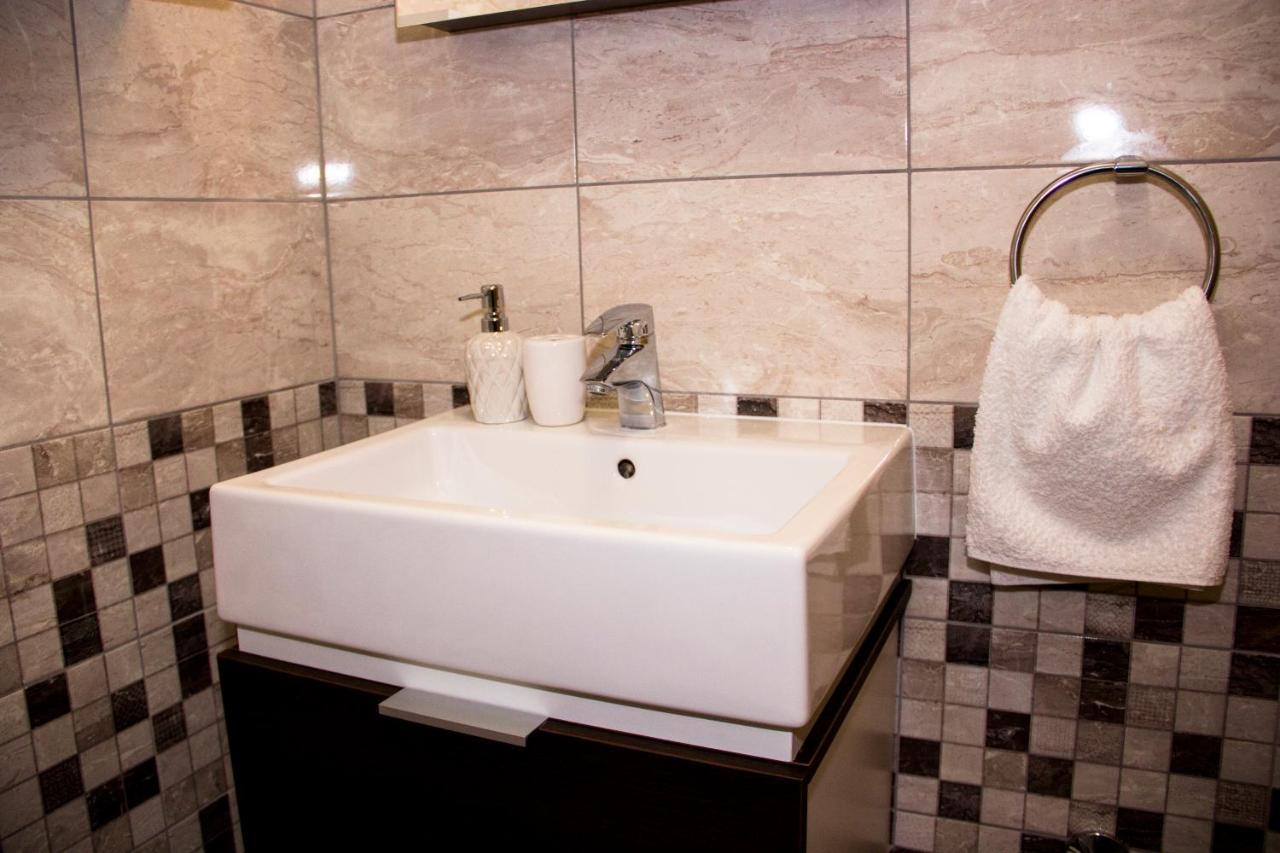 Apartments Karla Bibinje Ngoại thất bức ảnh